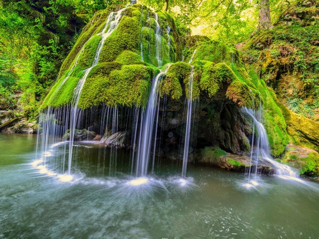 Cascada Bigar In Topul Celor Mai Frumoase Din Lume Tot Mai Cautata Pe Timpul Verii